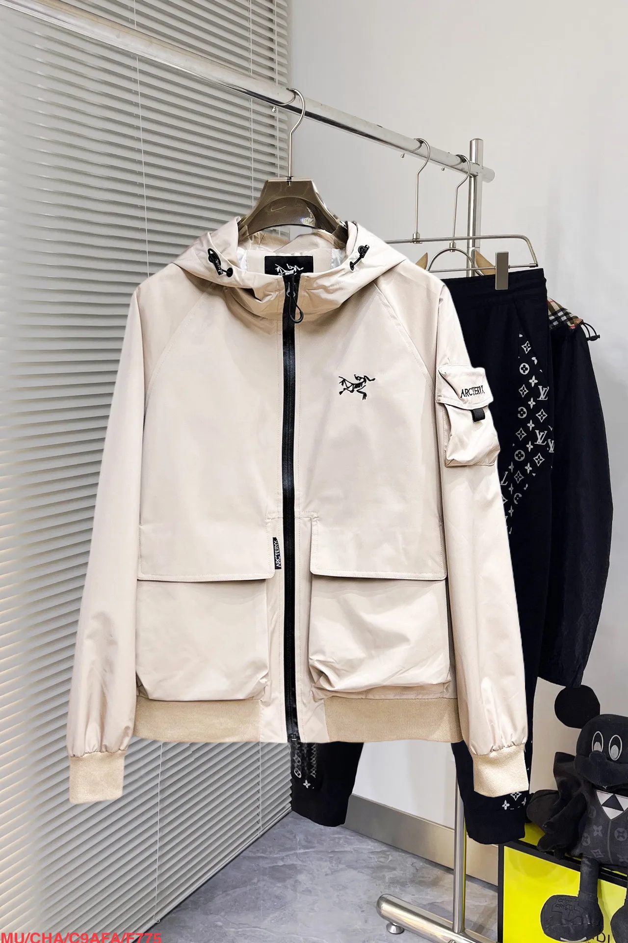 Same Style， ， 2026 New Arrival ，Original Premium Breathable ， ， ， Quality。 ， Sizes：M～3XL，